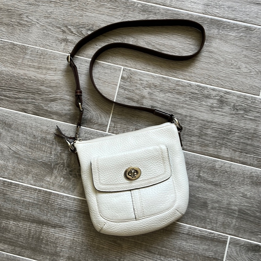 Coach Off White Leather Crossbody Bag